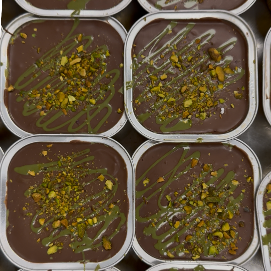 Dubai Pistachio Brownie with Kataifi– 12 oz Tray