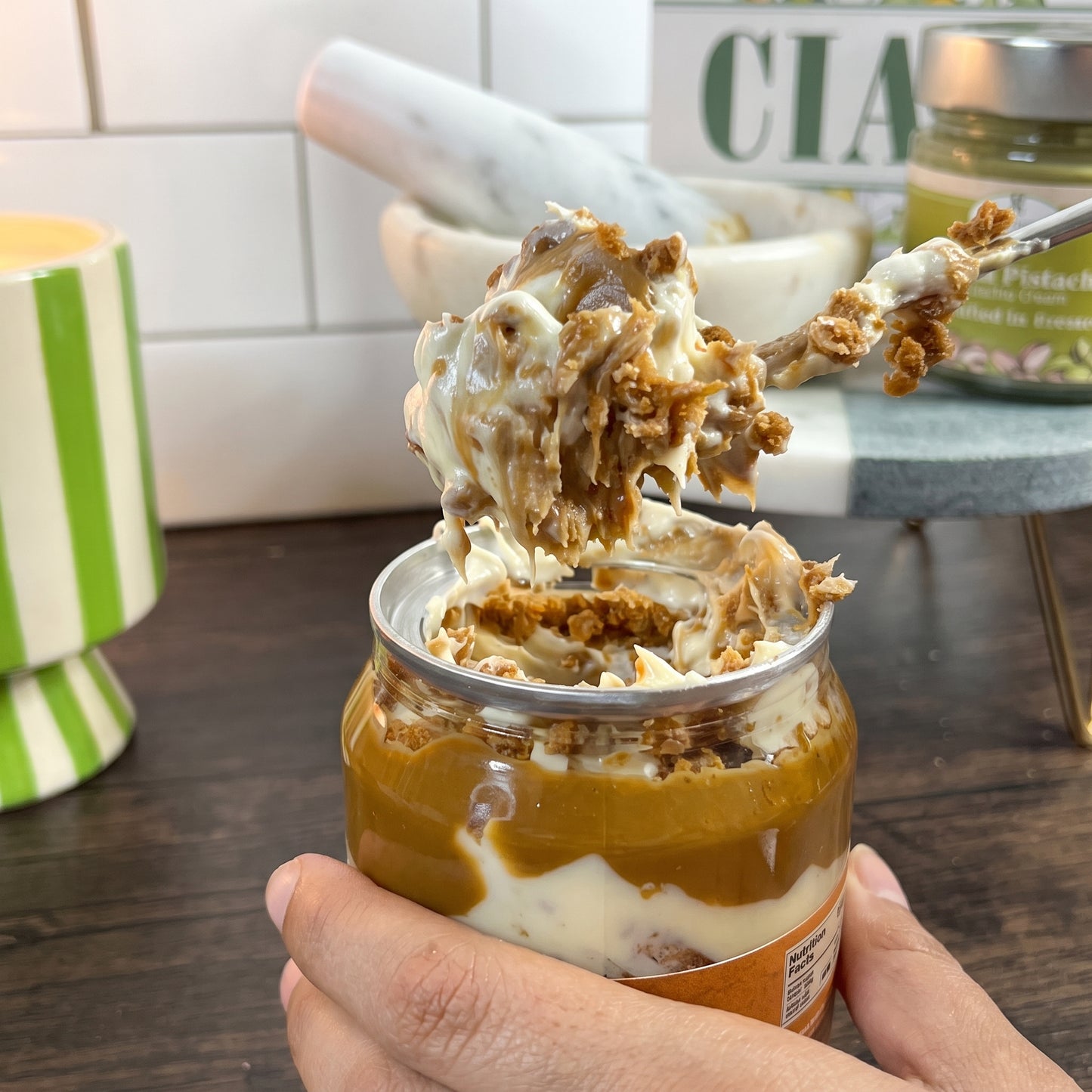 Cookie Butter Cheesecake in a Jar — Speculoos, Cheesecake Cream & Cookie Crumbs | 10 oz